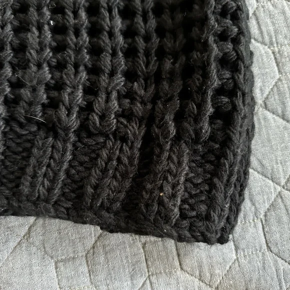 NWOT POL Chunky Knit Boxy Black Short-Sleeved Sweater - POL S fits up to 1-2X - Picture 3 of 9